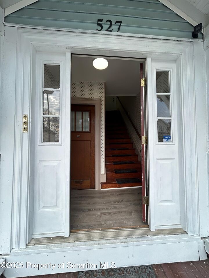 Property Photo: 527 Willow Street 2B PA 18505