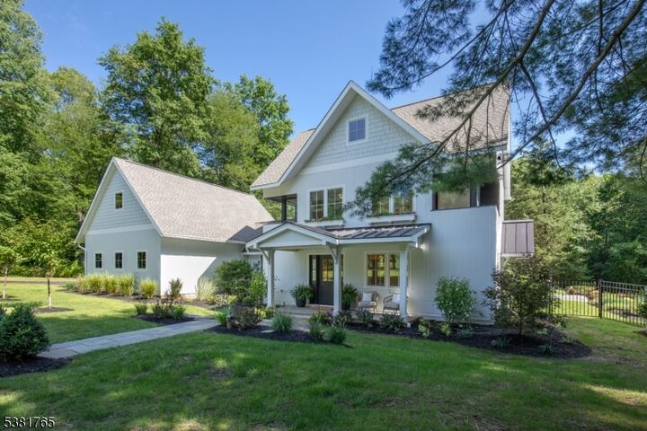 Property Photo:  7 Cedar Hill Dr  NJ 07960 