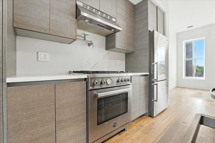 Property Photo: 84 Madison Ave 2 NJ 07304