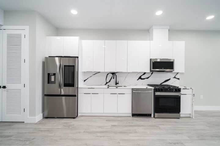 Property Photo: 187 Culver Ave 410 NJ 07305