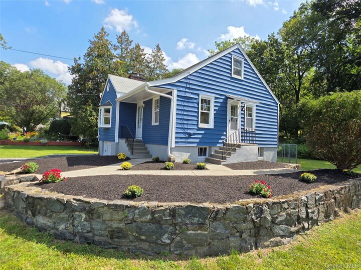 Property Photo:  809 Oakwood Drive  NY 10566 