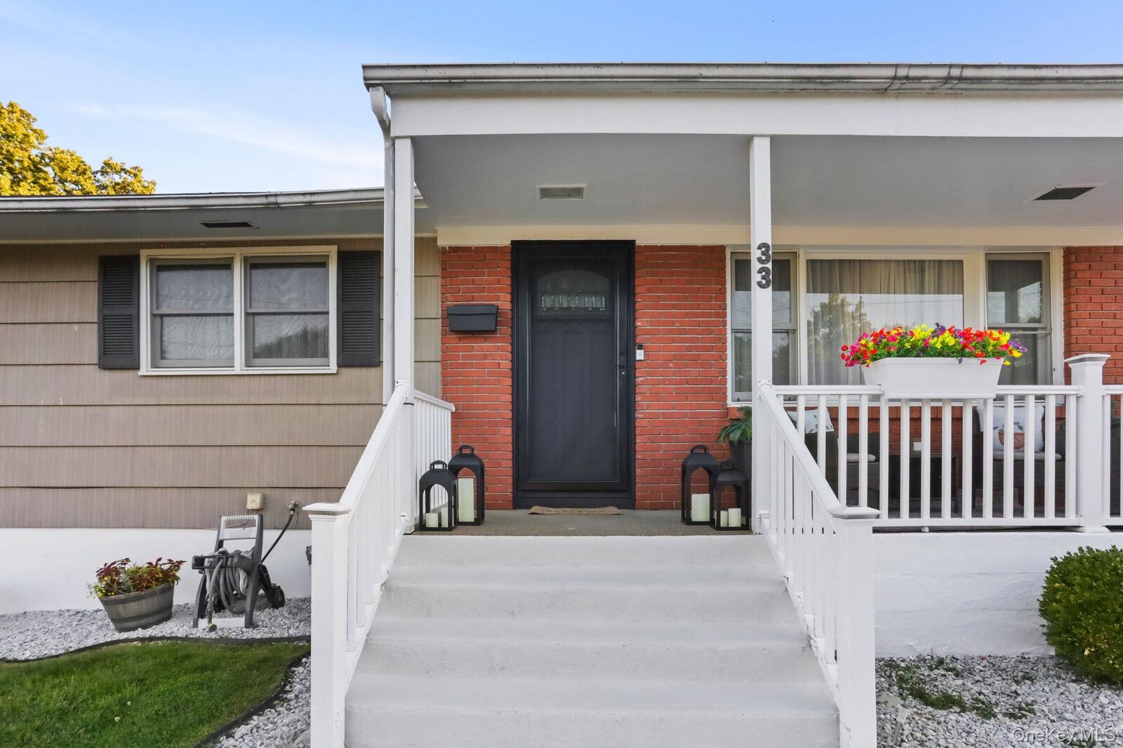 Property Photo:  33 Easton Street  NY 10980 