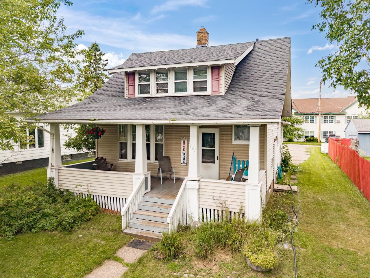 Property Photo: 427 12th Ave MN 55616