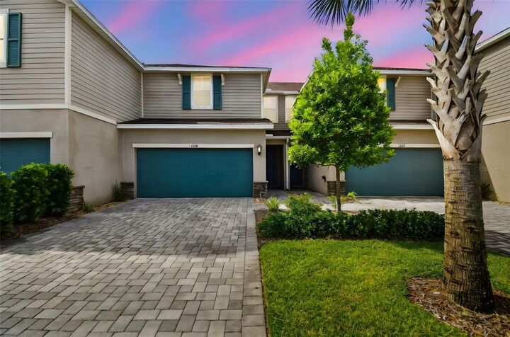 Property Photo:  1018 Rose Blossom Court  FL 33613 