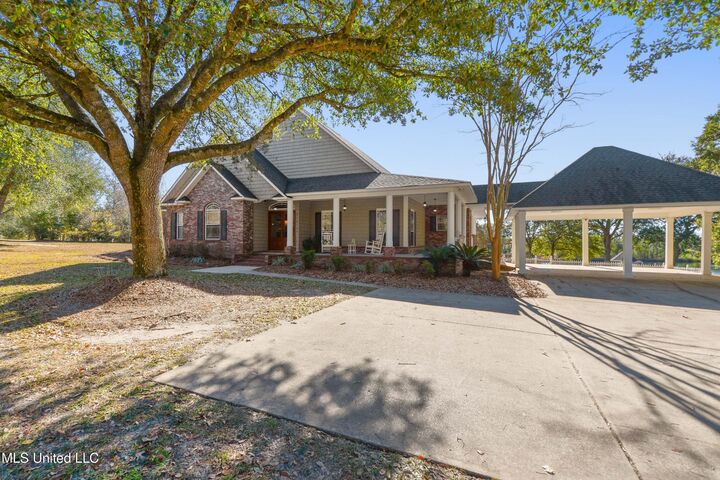 Property Photo:  24040 Robert E Lee Road  MS 39452 