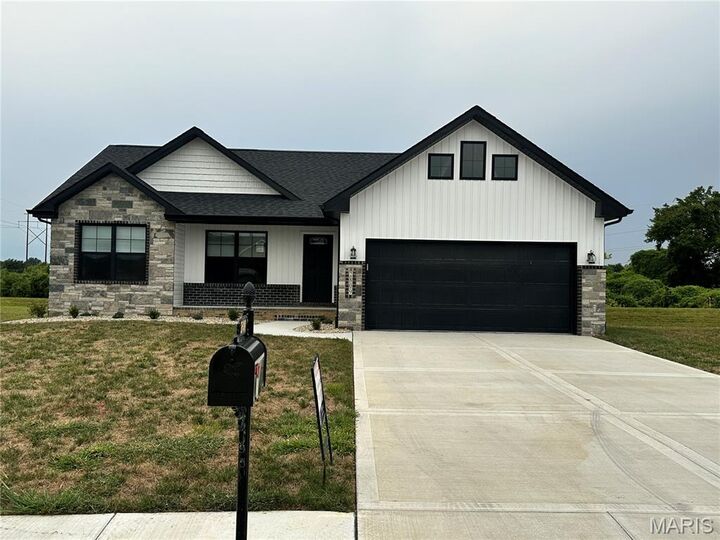 2809 Beth Ann Court  Granite City IL 62040 photo