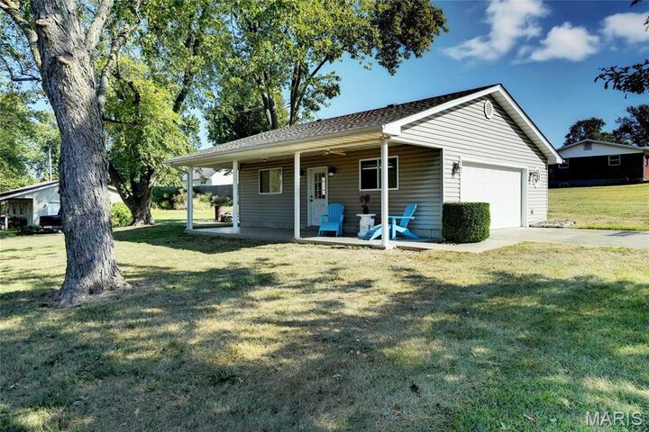 Property Photo: 2499 S Old Highway 94 MO 63303