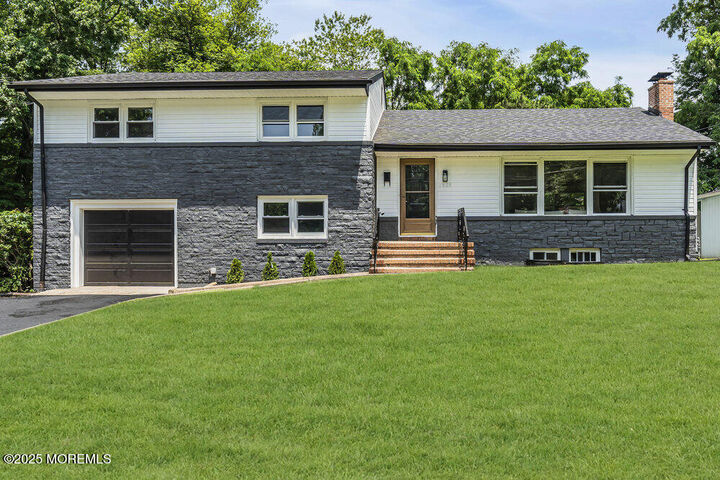 1528 Stuyvesant Avenue  Ewing NJ 08618 photo