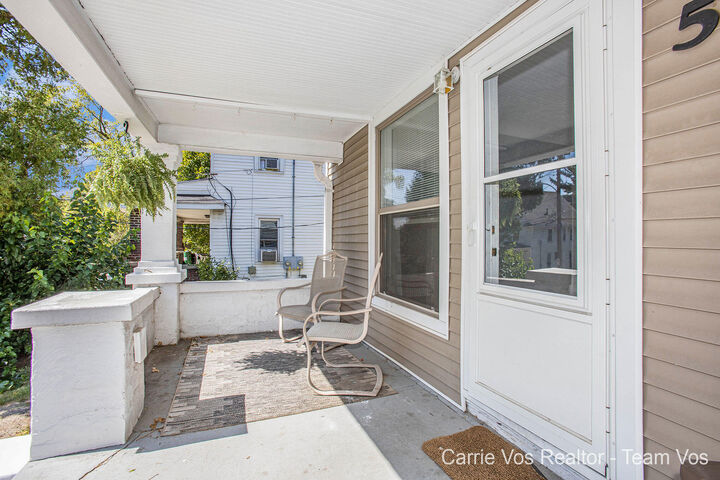 Property Photo: 519 Bissell Street NE MI 49503