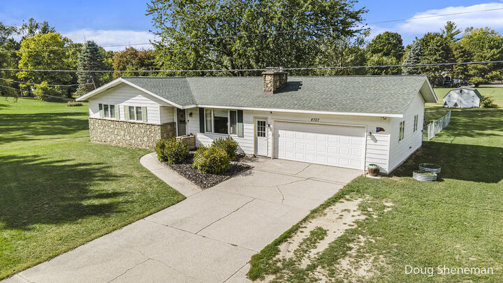 4707 Cannonsburg Road NE  Belmont MI 49306 photo