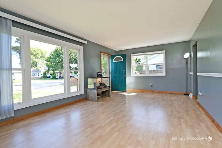 Property Photo:  222 W Church Street  IL 60084 