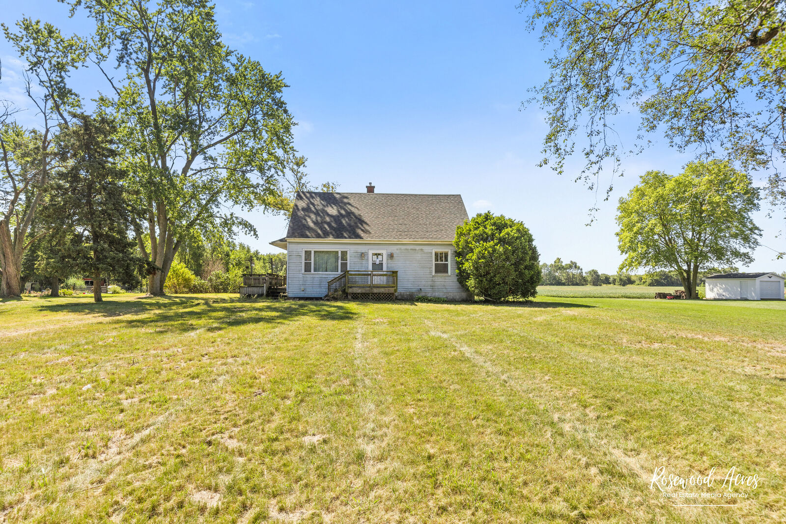 Property Photo:  5690 W State Route 17  IL 60901 