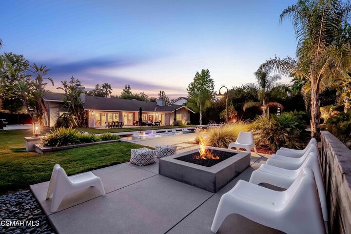 Property Photo:  552 Longbranch Road  CA 93065 