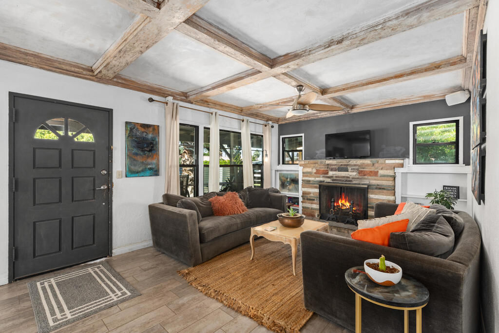 Property Photo:  74057 De Anza Way  CA 92260 
