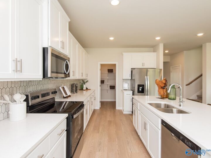 Property Photo: 87 Wilcot Road AL 35759