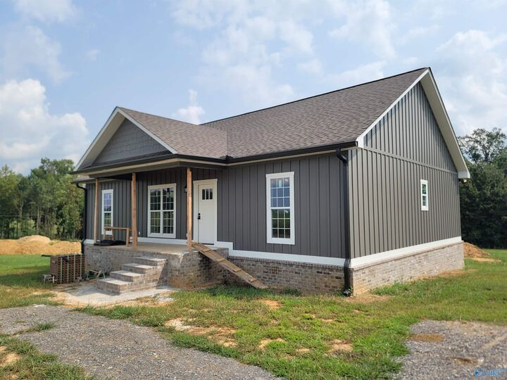 Property Photo: 124 Welcome Road AL 35058