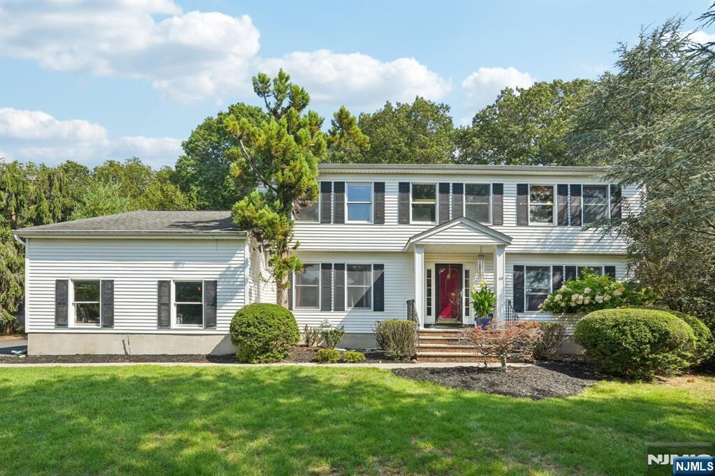 Property Photo:  23 Herlihy Drive  NJ 07430 