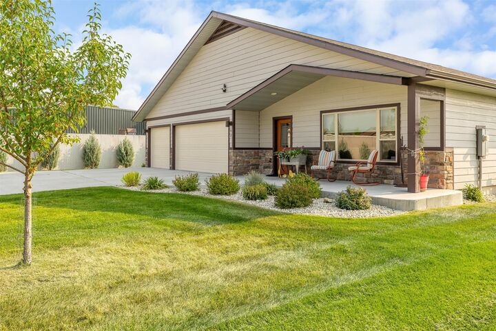 Property Photo: 42 Clubhouse Way MT 59870