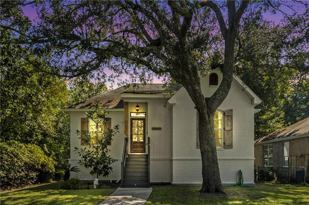 Property Photo:  57947 Jefferson Avenue  LA 70460 