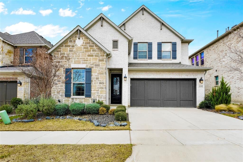 Property Photo: 2249 Washington Drive TX 75010