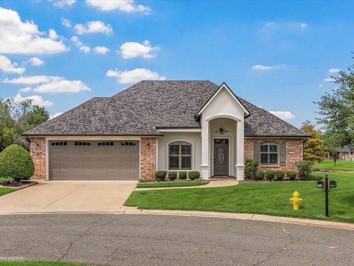Property Photo:  206 Willow Lake Boulevard  LA 71111 