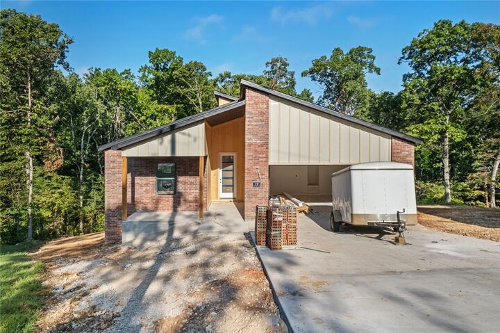 Property Photo: 19 Dumfries Lane AR 72715