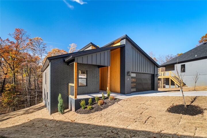 Property Photo: 19 Dumfries Lane AR 72715