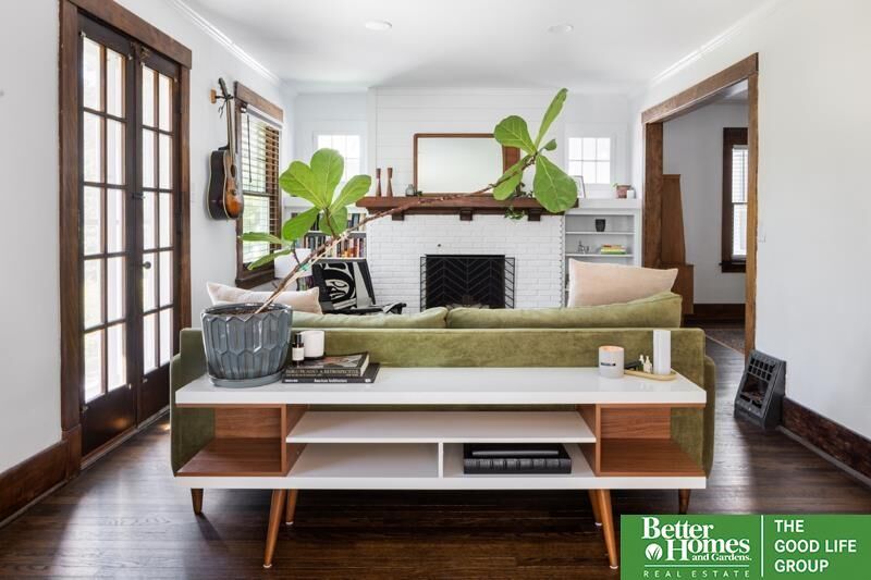 Property Photo: 5014 Nicholas Street NE 68132