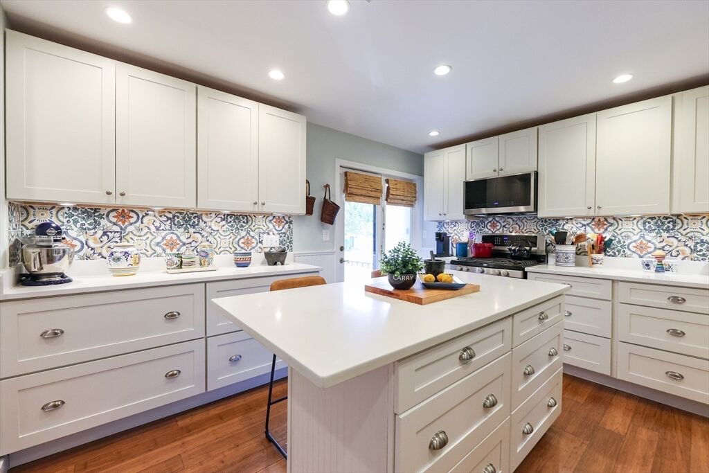 Property Photo: 12 Jasper Ln 12 MA 02368
