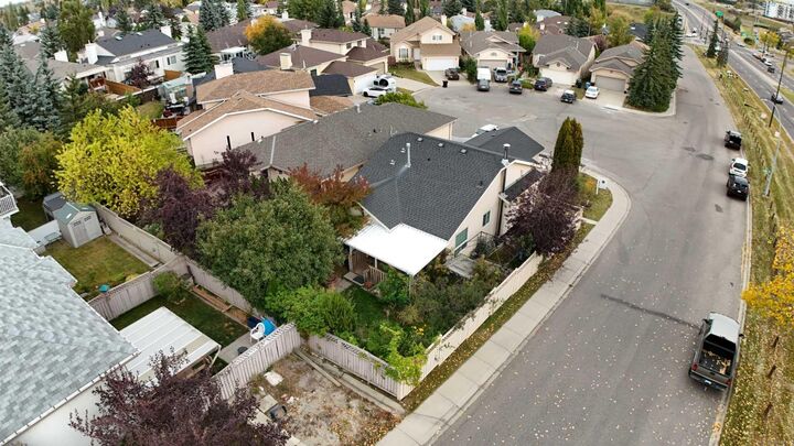 Property Photo: 41 Millbank Bay SW AB T2Y 2Z1