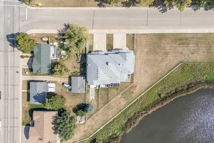Property Photo: 5312, 5316, 5320, 5324 Westridge Drive 0 AB T0M 0J0