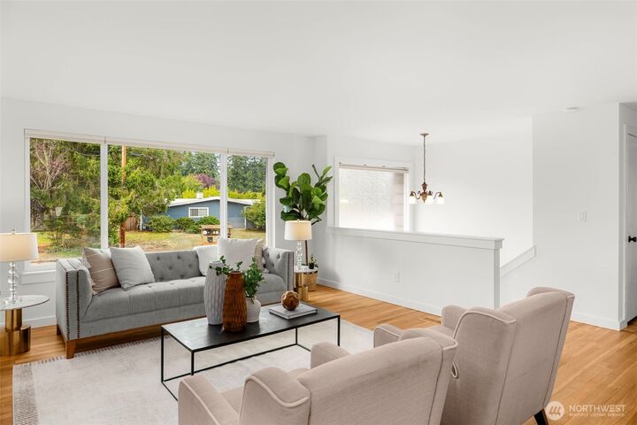 Property Photo: 2520 166th Avenue NE WA 98008