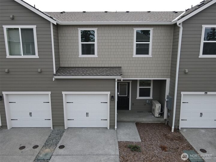 Property Photo:  1215 E 53rd Street  WA 98404 
