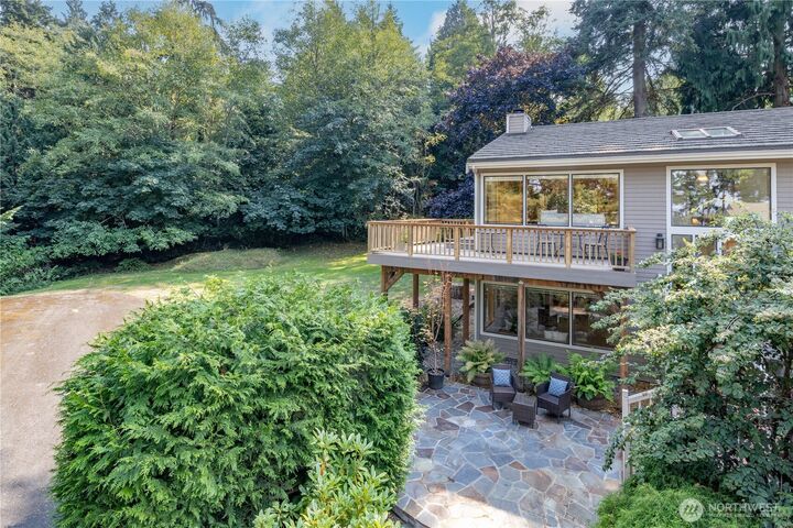 Property Photo: 20 Seaview Court 1 WA 98468