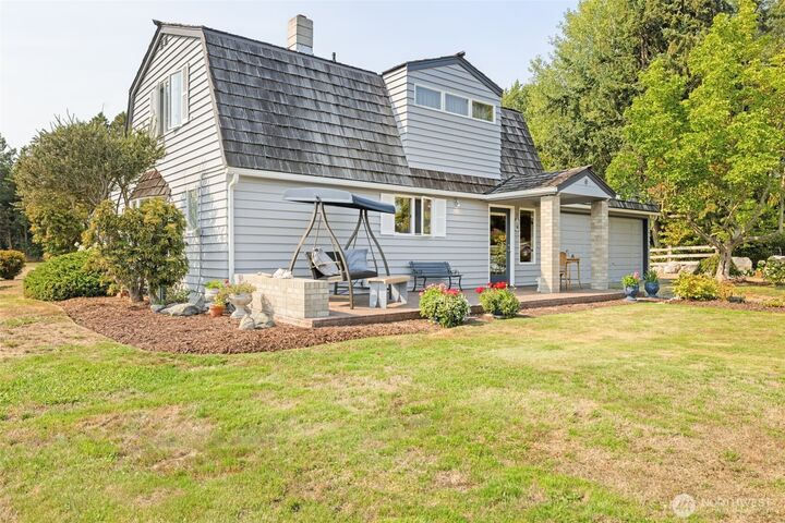 Property Photo:  187  Duce Lane  WA 98362 