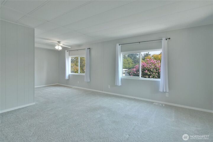 Property Photo: 13320 Hwy 99 197 WA 98204