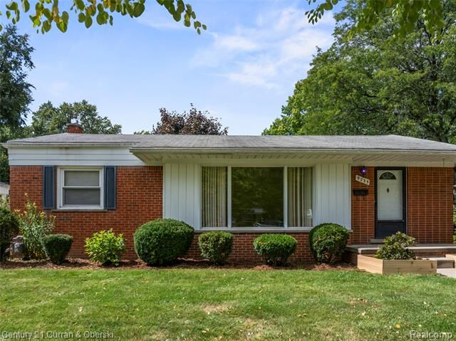 9235 Texas Street  Livonia MI 48150 photo
