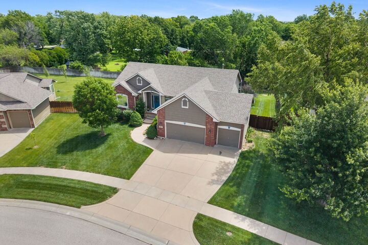 Property Photo:  438 S Fawnwood St  KS 67235 