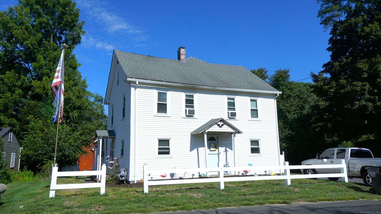 Property Photo:  599 Rye Street  CT 06074 