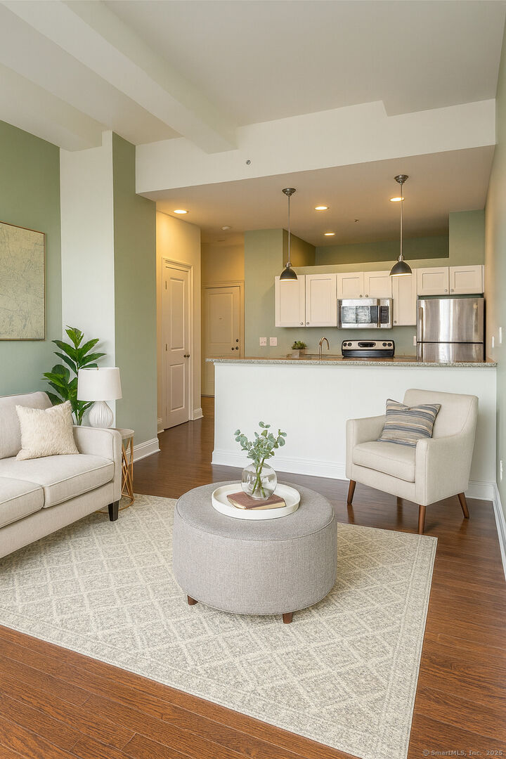 Property Photo:  266 Pearl Street Apt 310  CT 06103 