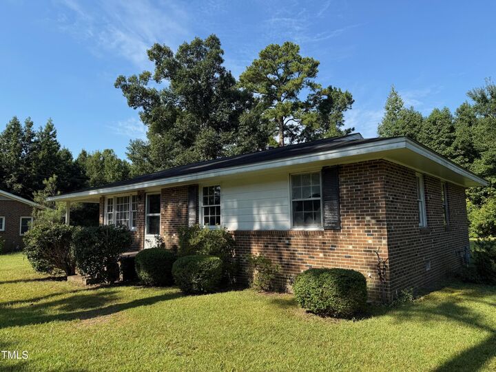 Property Photo:  4216 Larkspur Road  NC 27893 