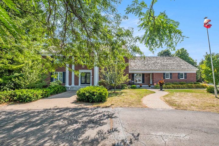 Photo de la propriété: 21 Cedar Lane ON K7A 4S5