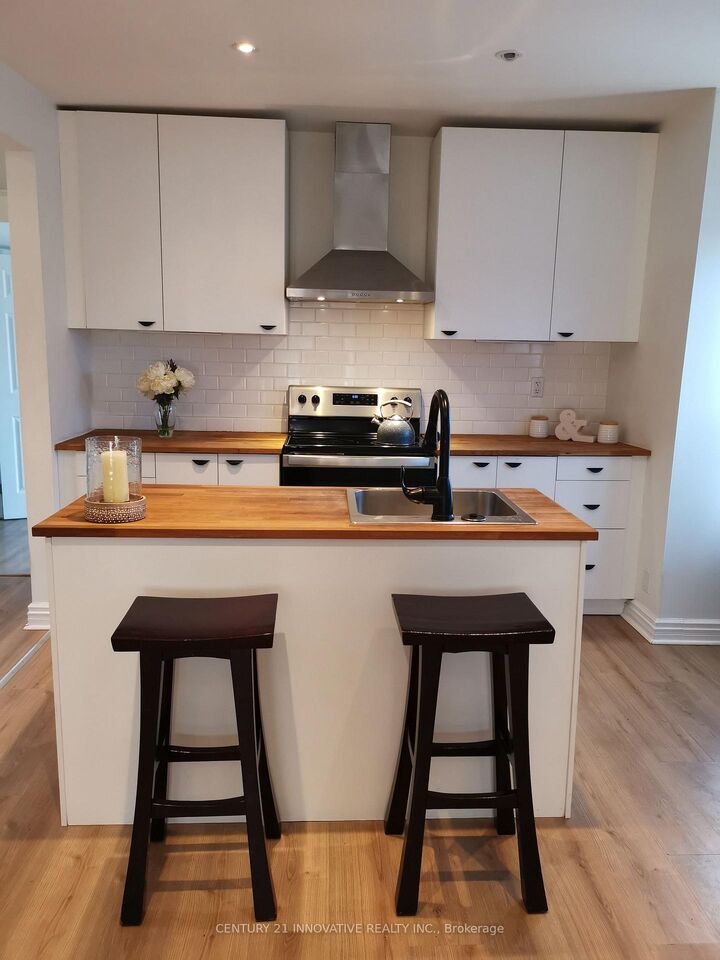 Property Photo: 68 Duncan Street ON L3B 2C8