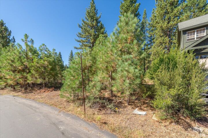 Property Photo: 11296 Wolverine Circle CA 96161