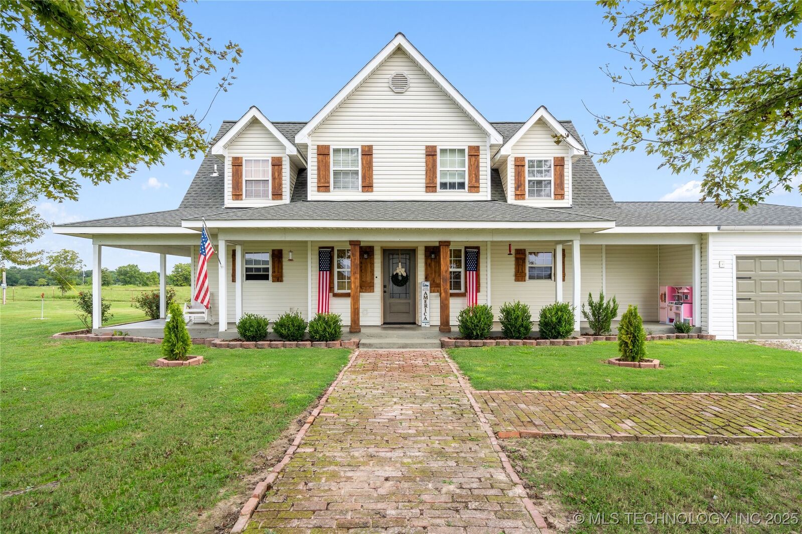 Property Photo: 22606 S 155th Street OK 74470