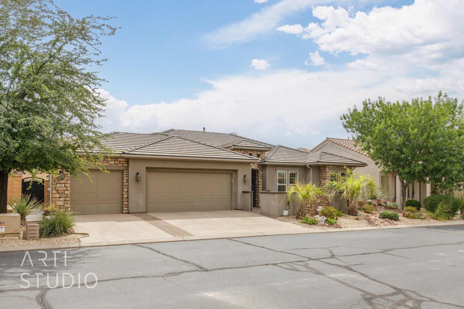 Property Photo: 1697 W Bonita Bay Dr UT 84790