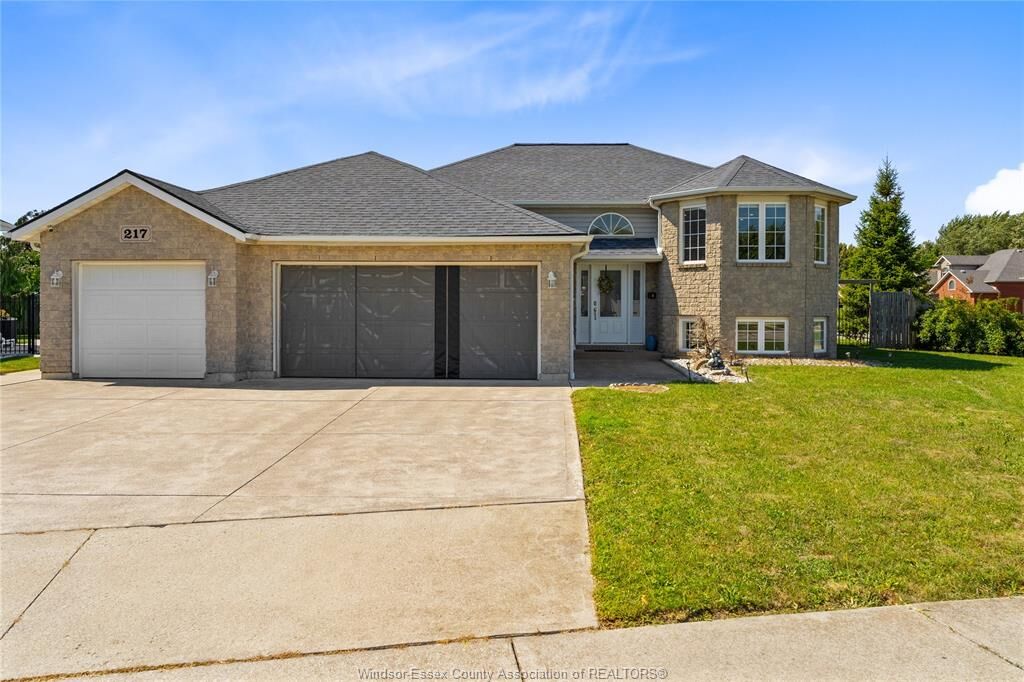 Photo de la propriété: 217 Grandview Boulevard ON N0R 1A0