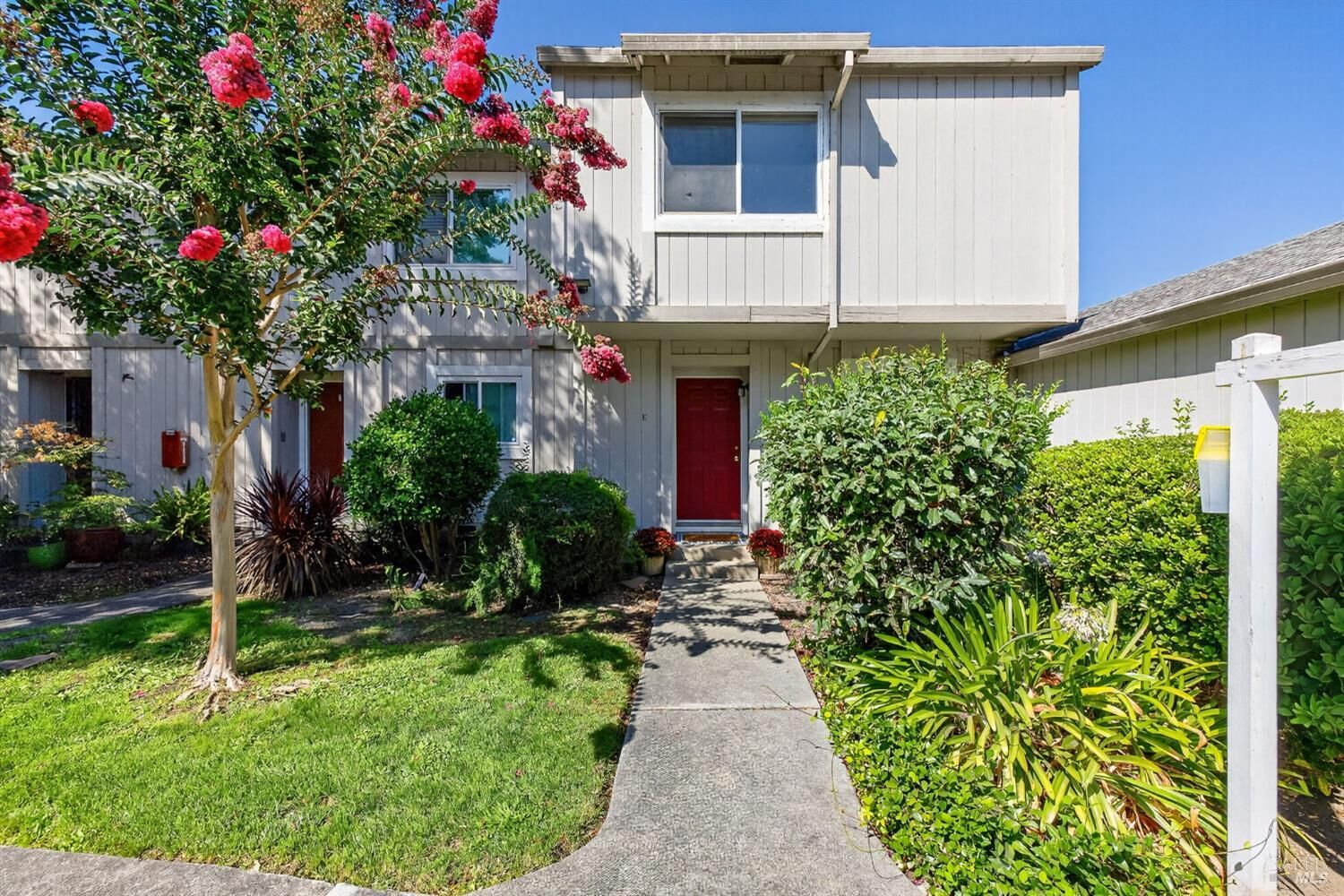 Property Photo:  37 Front Street E  CA 95448 