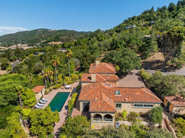 Property Photo:  48 Ranch Road  CA 94903 