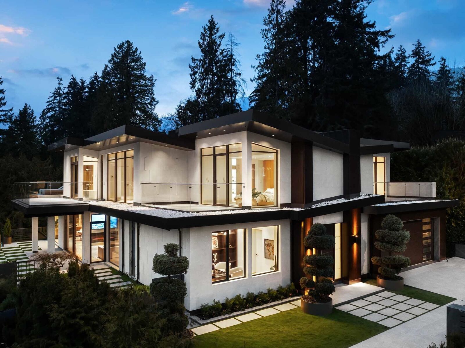 Property Photo: 1405 28th Street BC V7V 1M1